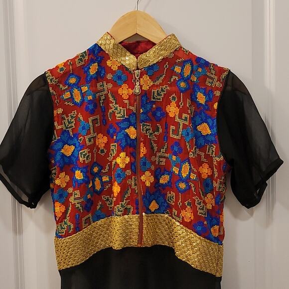 Sheer Overlay Top with floral stitching Half Zip Festival Attire - Picture 1 of 9
